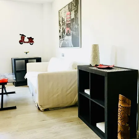 Апартаменты Centric Loft Penthouse With Terrasse, Castle Views Аликанте